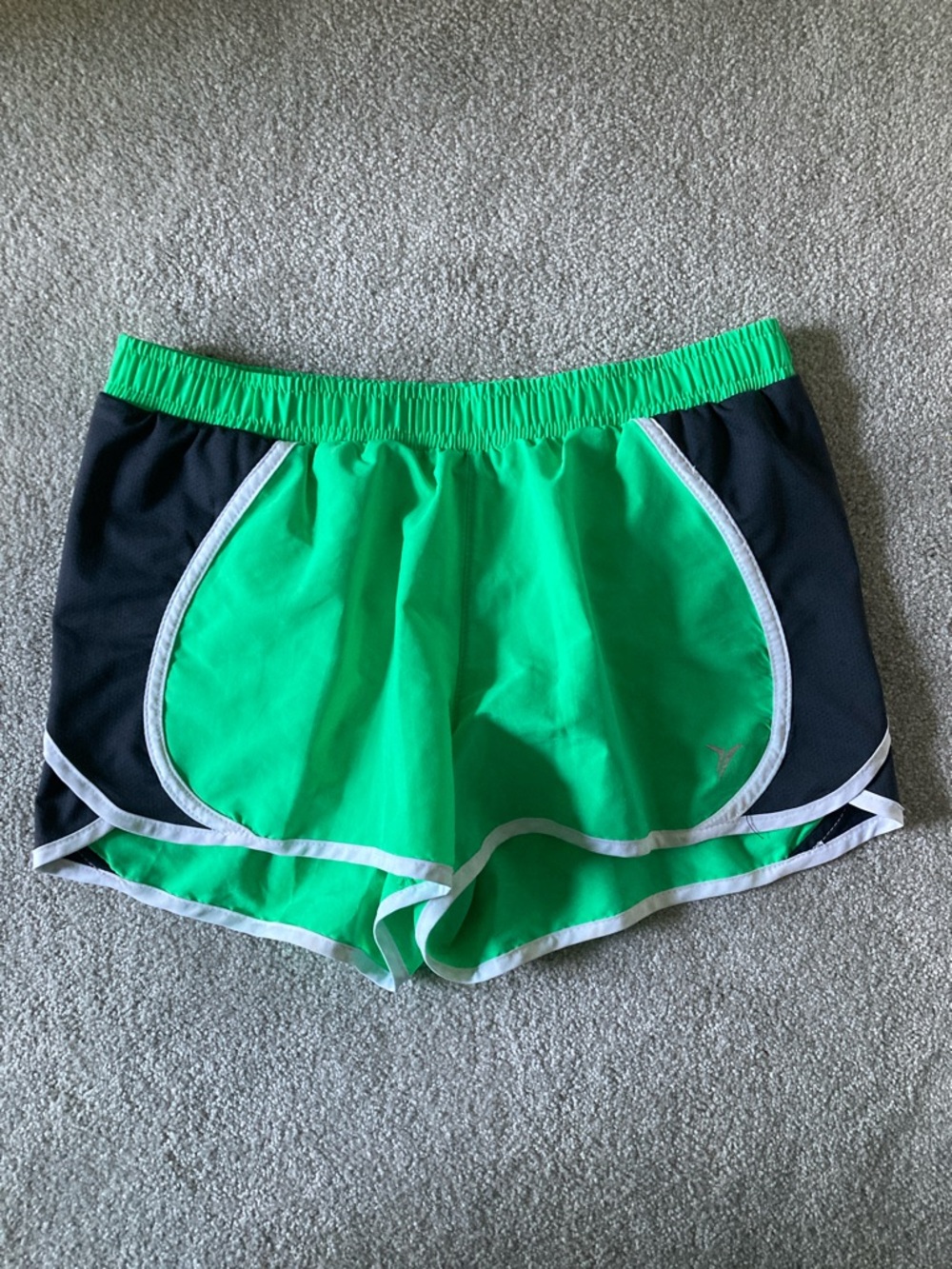 4/$10 - Old Navy Active Running Shorts with Liner